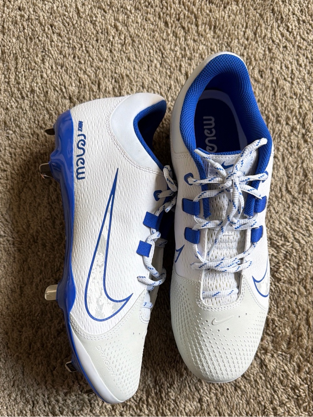 Nike Women White and Blue Cleats - Youth Athletic Sneakers